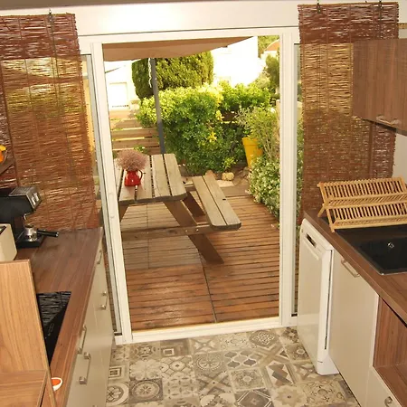 Terrasse Jardin Cosy Et Au Calme *