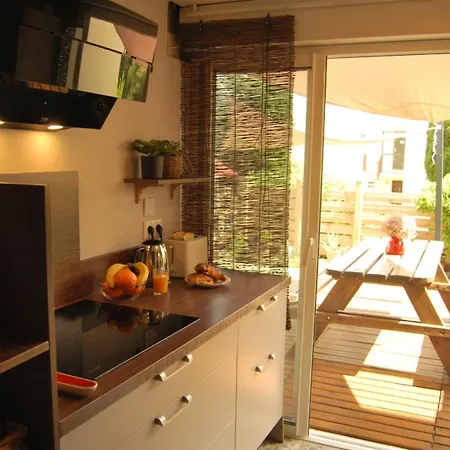 Terrasse Jardin Cosy Et Au Calme דירה גרואיסאן
